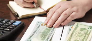 Reducing Expenses During a Financial Hardship